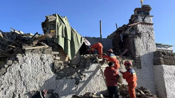 Sismo sacude el Tíbet y deja al menos 126 muertos