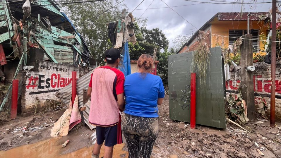 La escena forma parte del terror que viven pobladores de Poza Rica tras inundaciones.