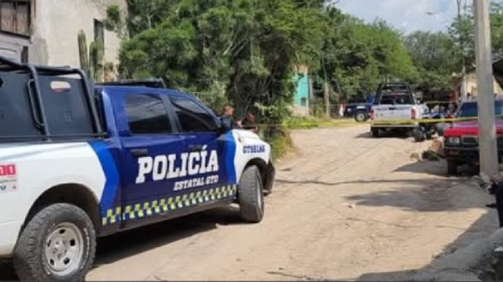 Hieren a balazos a un joven afuera de una tienda en León y lo rematan adentro