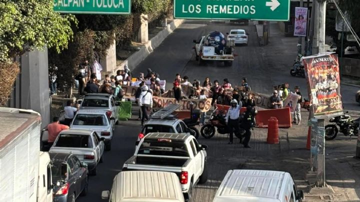 Estudiantes de la FES Acatlán cierran Periférico Norte; sin paso hacia la CDMX