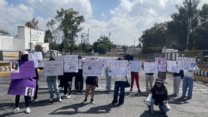 Sin rastro de Kymberly, alumna del CCH Naucalpan; acusan hostigamiento policial
