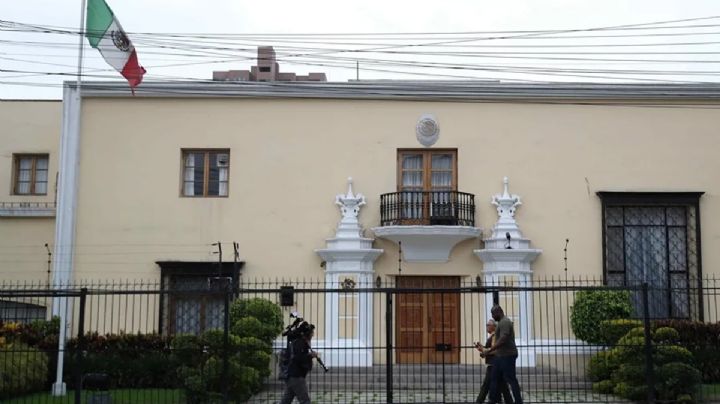 Claves del choque diplomático entre México y Perú: cómo empezó y qué está en juego