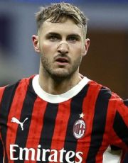 Foto descriptiva de: Santiago Giménez será operado por lesión, ¿Adios Mundial?