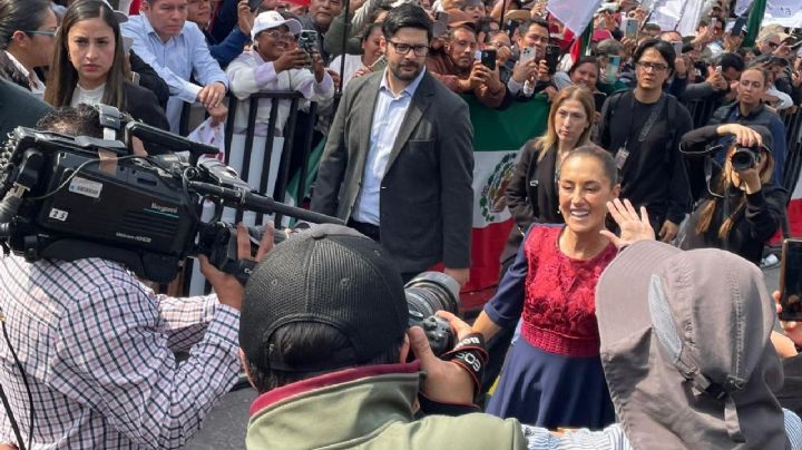 “Que nadie se equivoque, los jóvenes están con la 4T”: Sheinbaum ante miles en el Zócalo
