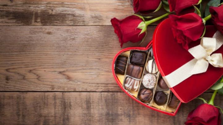 ¿Por qué no debes regalar ni flores ni chocolates este 14 de febrero?