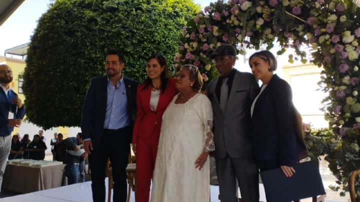 Celebran bodas colectivas en el Arco de la Calzada este 14 de febrero