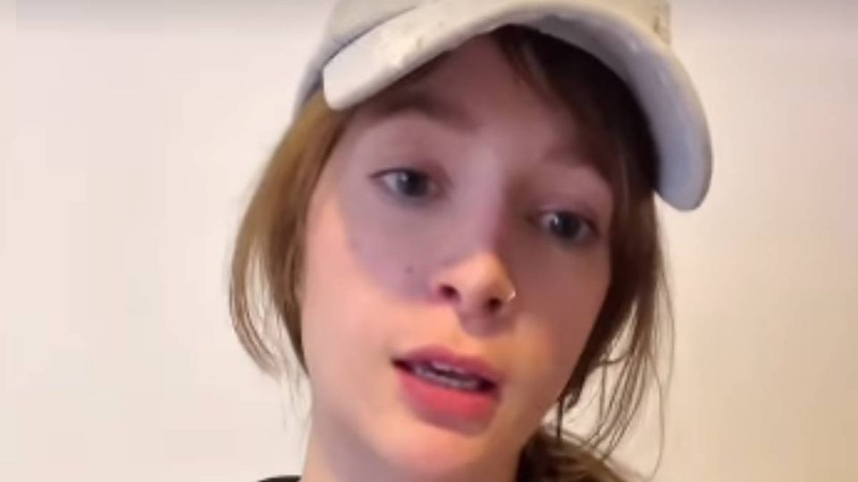 Le fue mal en su debut en el teatro.