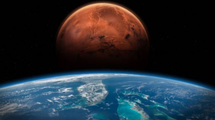 Conjunción planetaria: así se podrán VER 2 planetas juntos antes de que termine abril del 2025