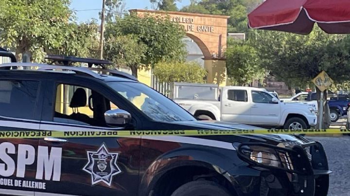 Asesinan a conductor frente a escuelas en San Miguel de Allende