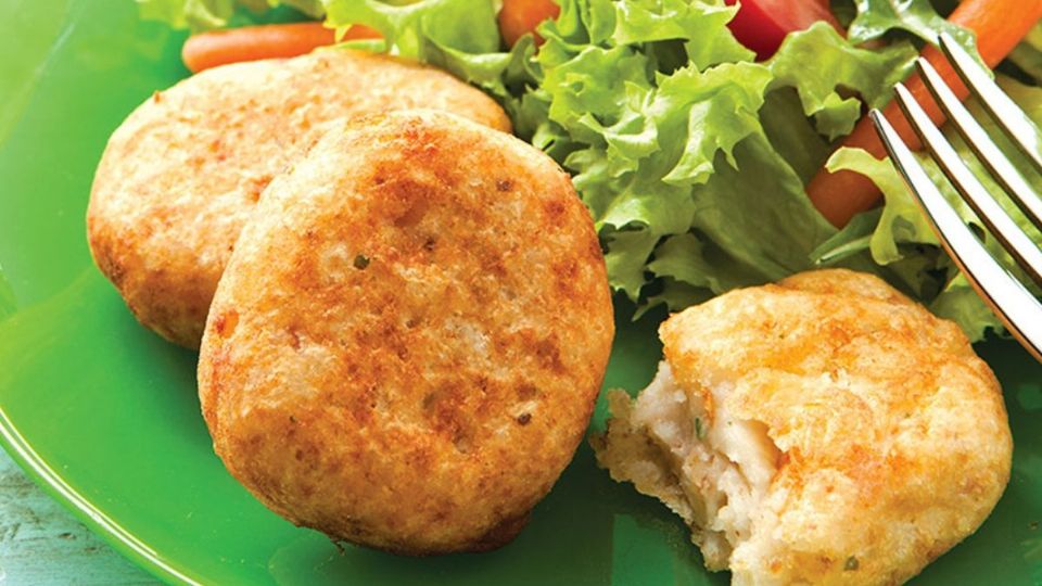 Así puedes preparar unas tortas de papa caseras
