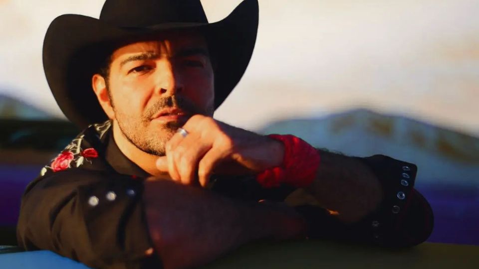 Así reapareció el cantante tras enfrentar varias polémicas