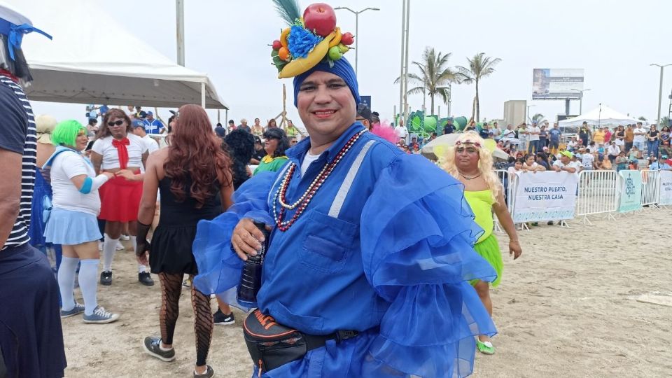 Solteras vs Casadas: tradición de Veracruz en la que Sergio participa desde hace 16 años