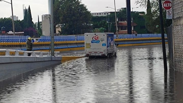 Puebla bajo el agua: intensas lluvias colapsan vialidades y afectan a vecinos