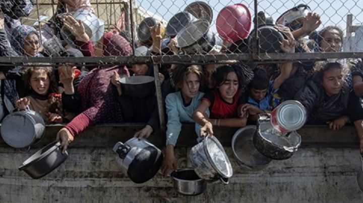 “Beban agua y cierren los ojos”: el desgarrador testimonio de una madre en Gaza