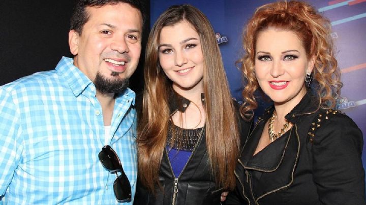 Melenie Carmona es vista usando el anillo de compromiso que Cruz Martínez le dio a su mamá