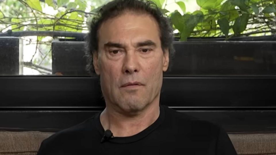 Ya forma parte de la tercera edad. 
