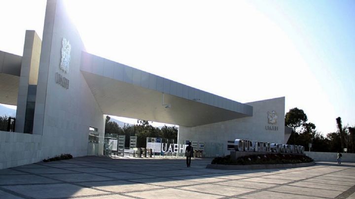 Acusan omisiones de la UAEH; alumnos de maestría pierden becas y su proyecto de vida