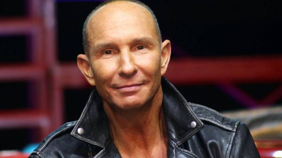 Estaría en una nueva relación sentimental. 
