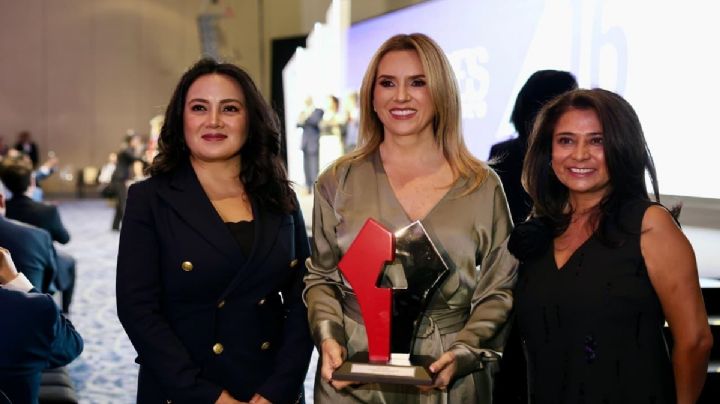 Recibe Romina Contreras el premio Alcaldes por la puesta en marcha del Centro de Justicia Cívica