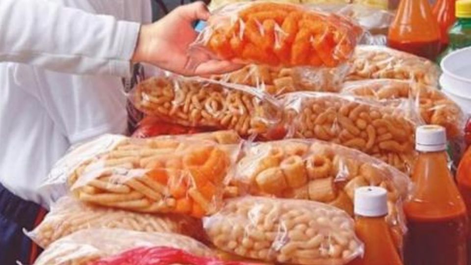 La SEPH solicitará a los municipios vigilar la venta de comida chatarra afuera de las escuelas