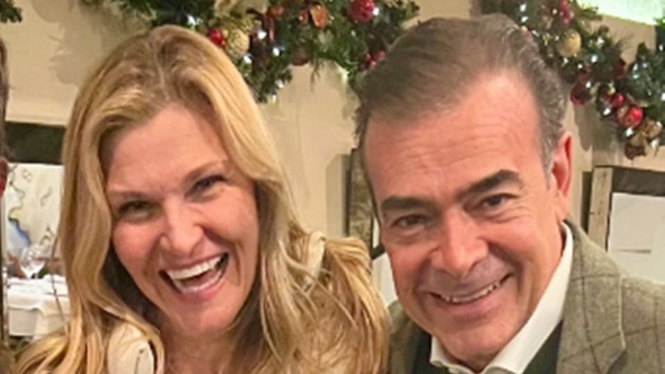 Y lucha para salvarle la vida a su esposo