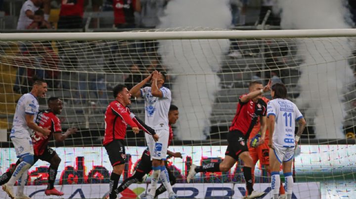 Gallos y Atlas se reencuentran en La Corregidora bajo fuerte operativo de seguridad