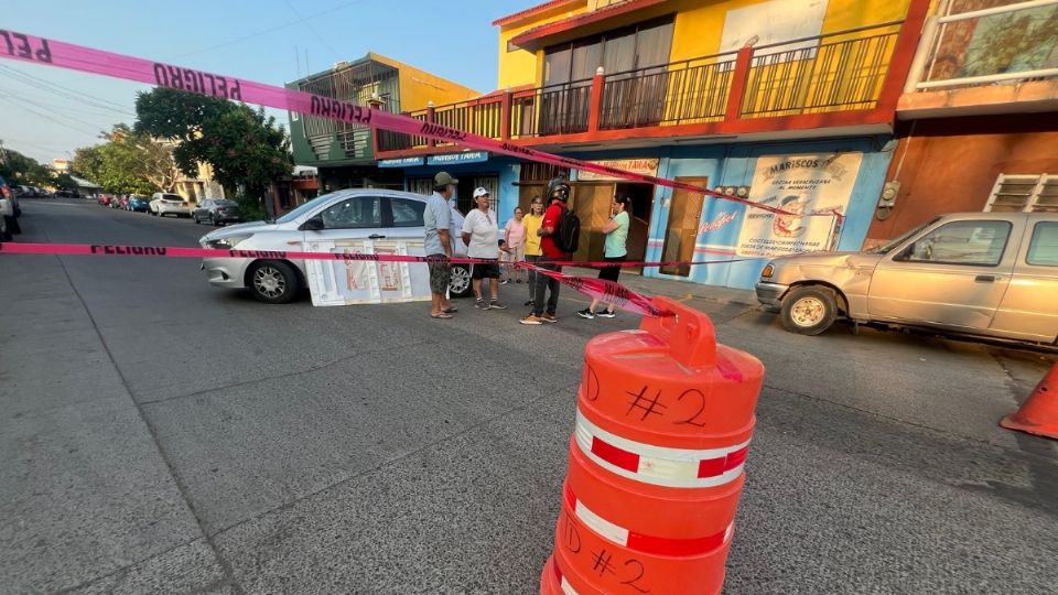 Vecinos de la colonia Formando Hogar en Veracruz bloquean calles por apagones de la CFE