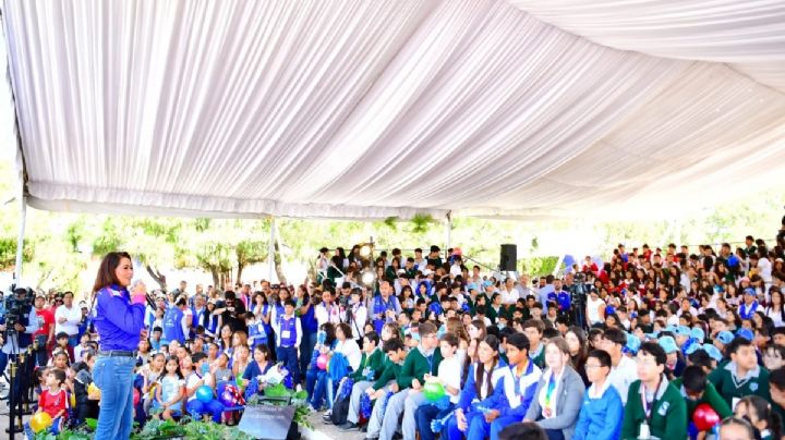 “En Aguascalientes los sueños se cumplen"; Tere Jiménez manda mensaje en la gira de su tercer informe