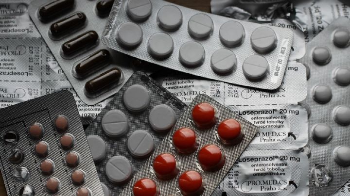Pese a adeudo, sólo 3 empresas de han incumplido con entrega de medicamentos
