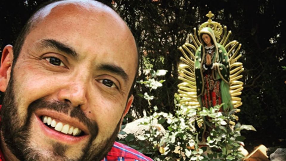 Fragmentos de hueso de la cadera y cartílago de sus orejas