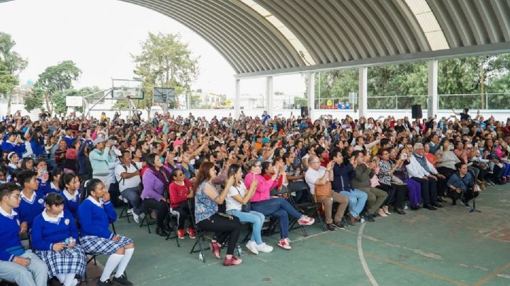 Beca Rita Cetina para uniformes y útiles: quiénes la reciben y monto