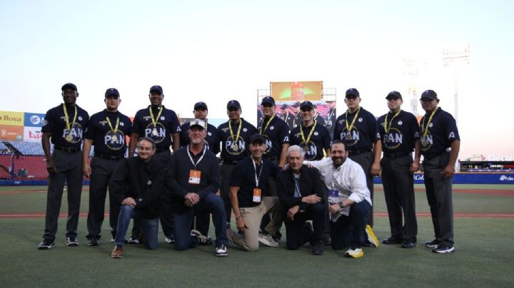 Umpires de la Serie del Caribe fueron reconocidos por la Confederación de Béisbol profesional del Caribe