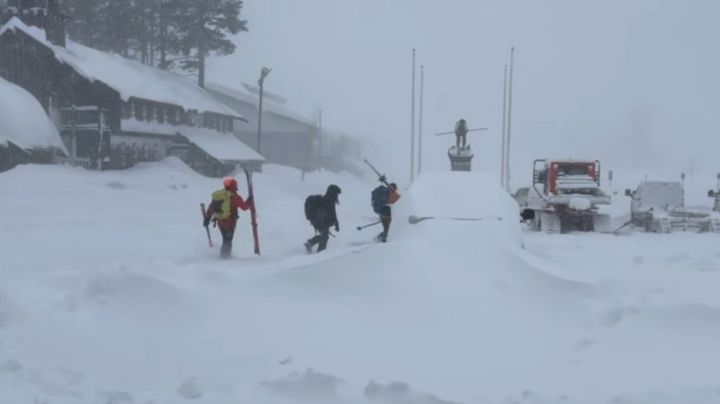 Hallan muertos a 8 esquiadores desaparecidos tras avalancha en EU; buscan a uno más