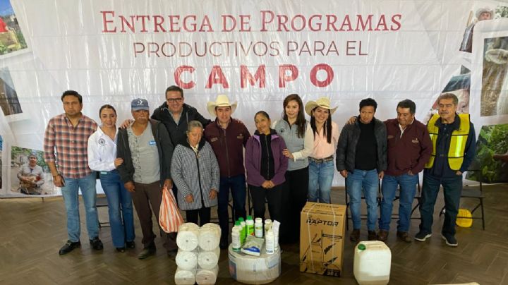 Entregan apoyos en Zempoala para fortalecer al campo