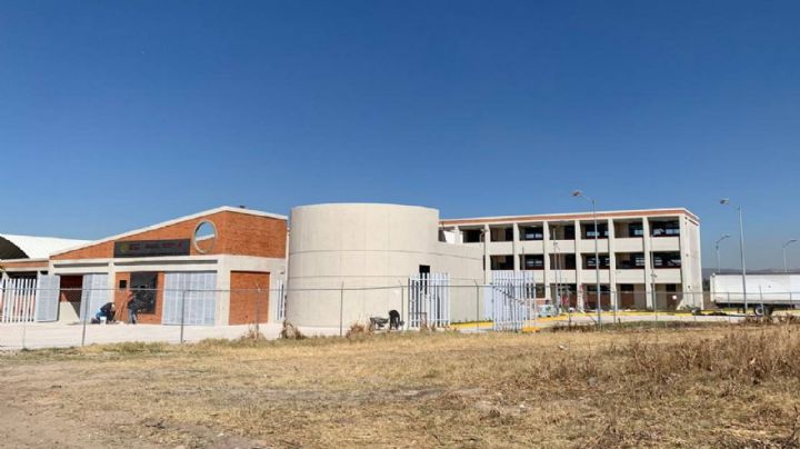 Libia puso el terreno, Sheinbaum hizo una escuela; todo en 6 meses