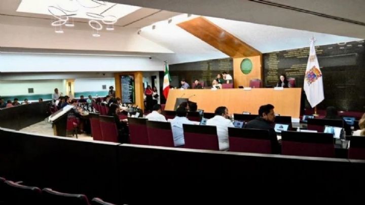 Presidente del Congreso de Campeche reaparece; 5 diputados tramitan amparos