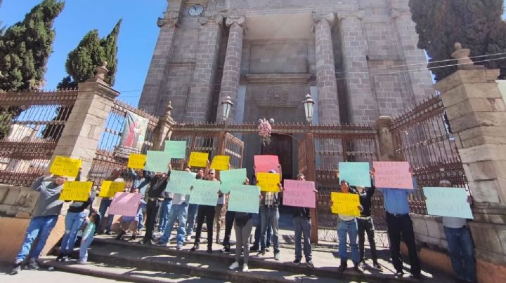 Llevó desayuno al Cereso de Tulancingo y terminó detenido por narcomenudeo; taxistas exigen proceso justo