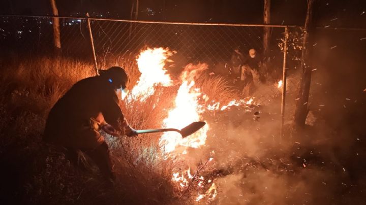 Controlan al 95% incendio en el cerro Zapotecas; arde también relleno en San José Chiapa
