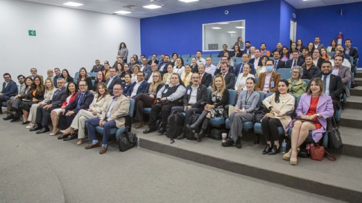 Derechos Humanos capacita a personal médico del Isapeg sobre violencia laboral