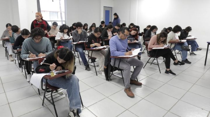 Hidalgo lanza beca exclusiva para universitarios con pagos de 5 mil pesos; así te registras