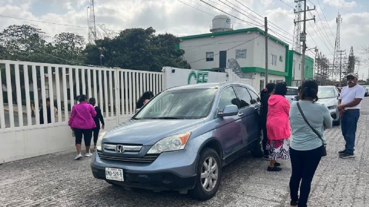 Comunidades mixes y zapotecas exigen a CFE resolver apagones constantes en Oaxaca