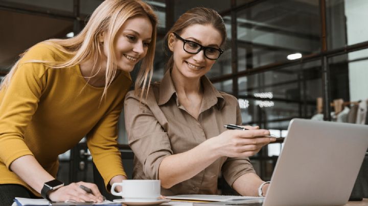 Empresas que priorizan la felicidad laboral reducen renuncias hasta 9.2%: estudio en México