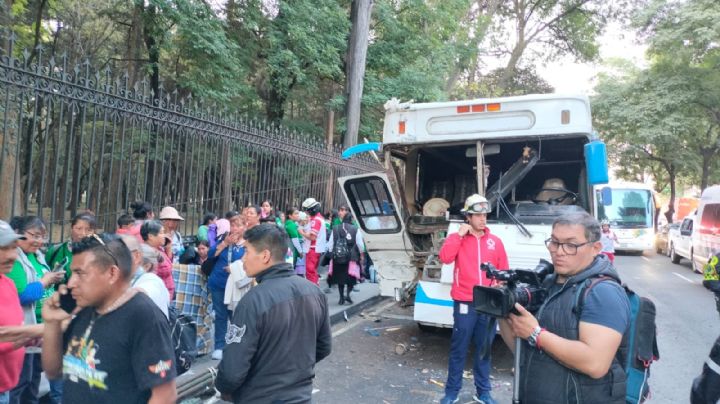 Camión impacta camioneta con peregrinos en CDMX, lo que se sabe
