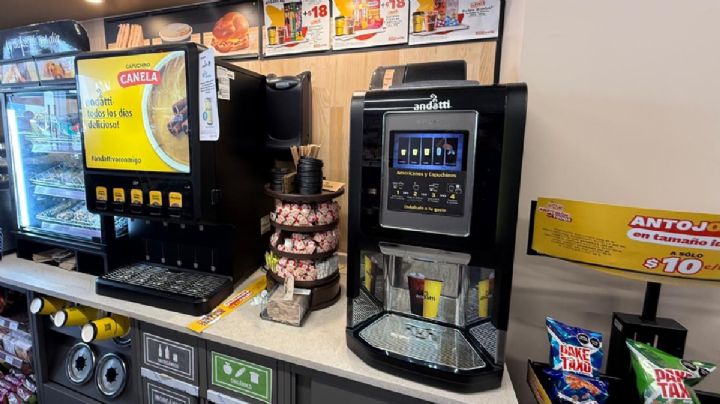 Regalan cafés en Oxxos de León por el susto tras los incendios por la caída del Mencho