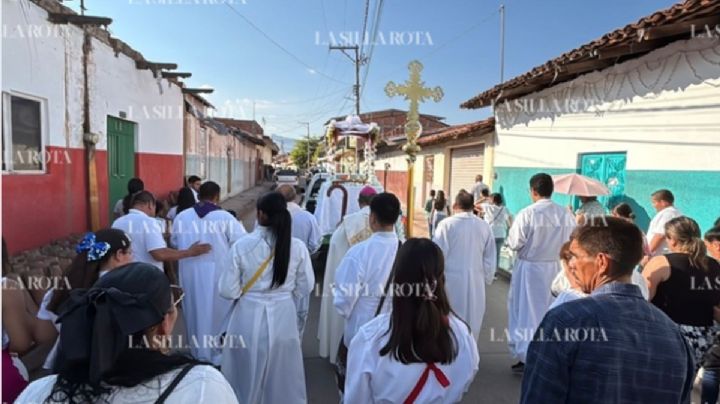 Iglesia pide por la paz en Aguililla, la tierra natal del “Mencho”
