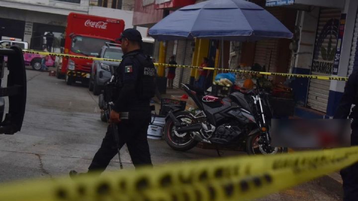 Ataque armado en vía pública de Acayucan deja una mujer comerciante muerta