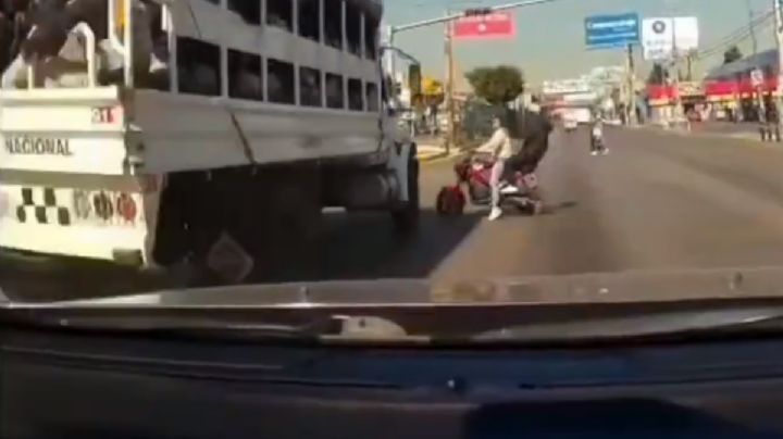 El momento exacto en que Guardia Nacional arrolla a motociclistas en Ecatepec