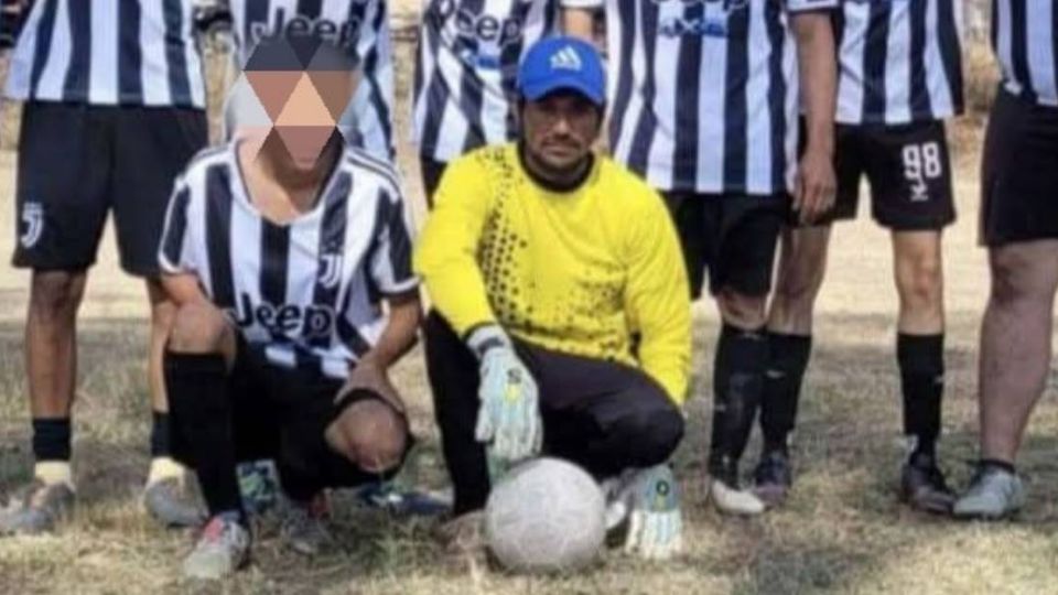 A Alberto Ponce Salcido le gustaba el futbol, era el portero del equipo El Tarengo FC.