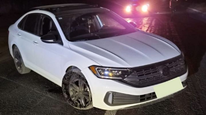 Trampa con piedras en la Pachuca–Ciudad Sahagún para asaltar; policías recuperan vehículo