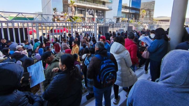 Cientos de personas acuden al preregistro del programa Viviendas para el Bienestar en Hidalgo